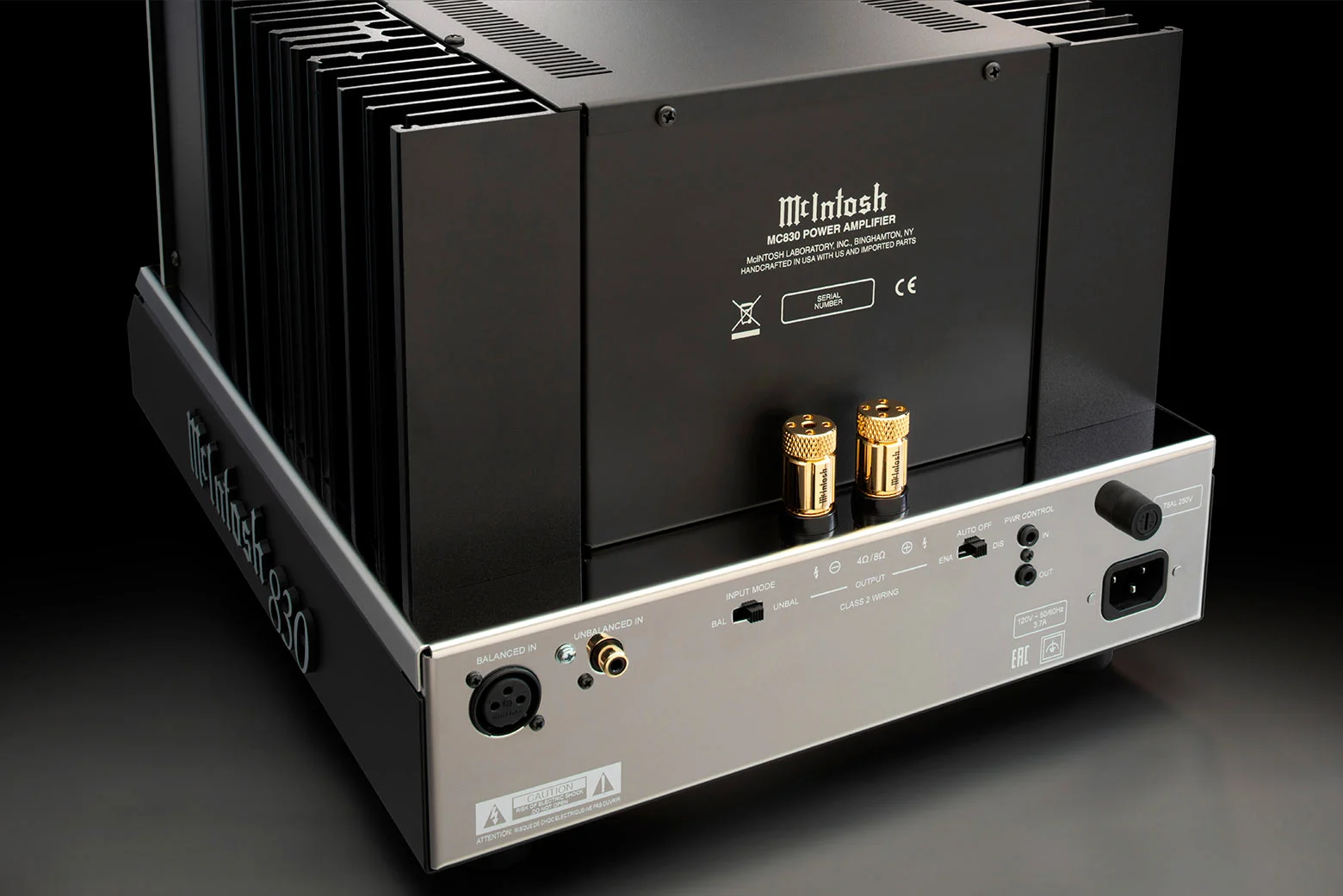 Усилитель McIntosh MC830