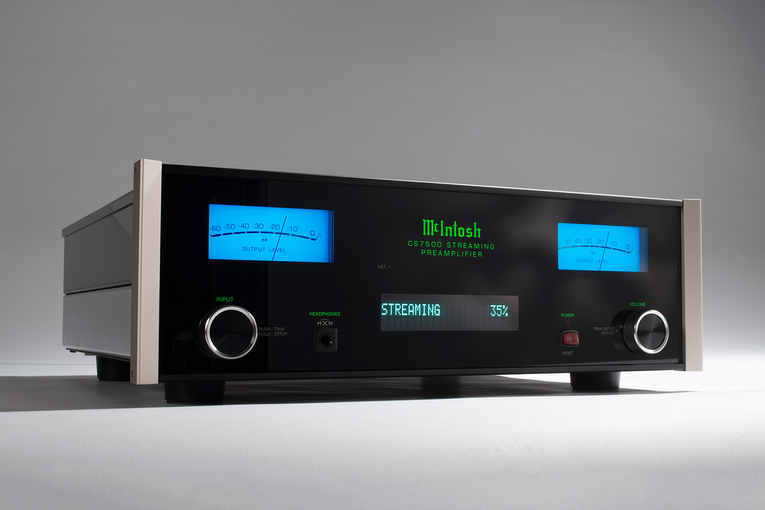 Потоковый предусилитель McIntosh CS7500