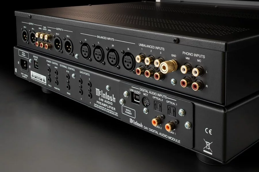 Предусилитель McIntosh C49