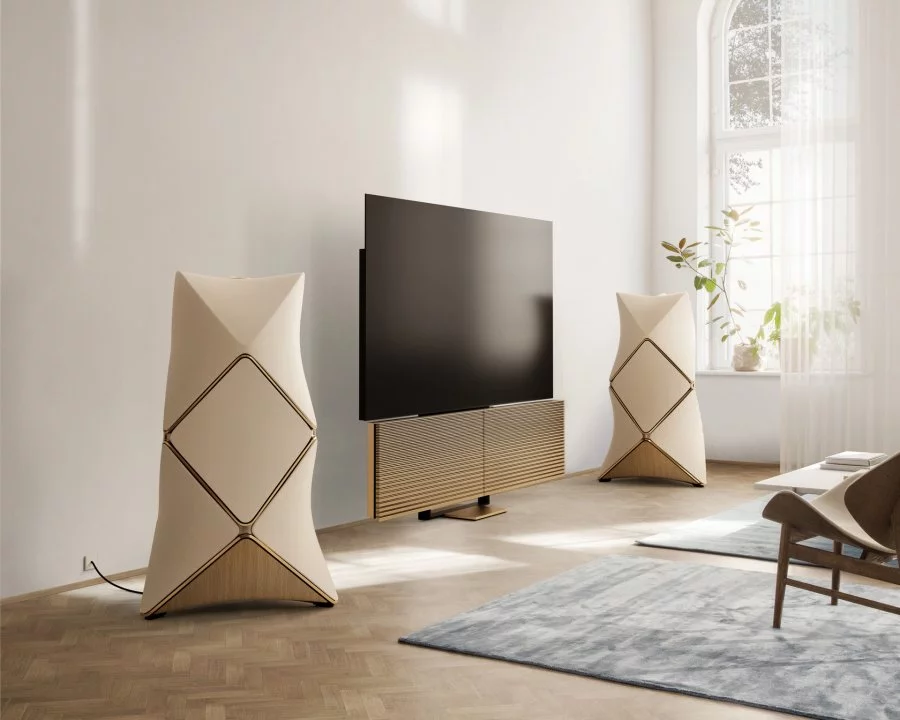 Напольная акустика Bang & Olufsen BeoLab 90 Smoked Oak, Purple Heart / Natural Alluminium