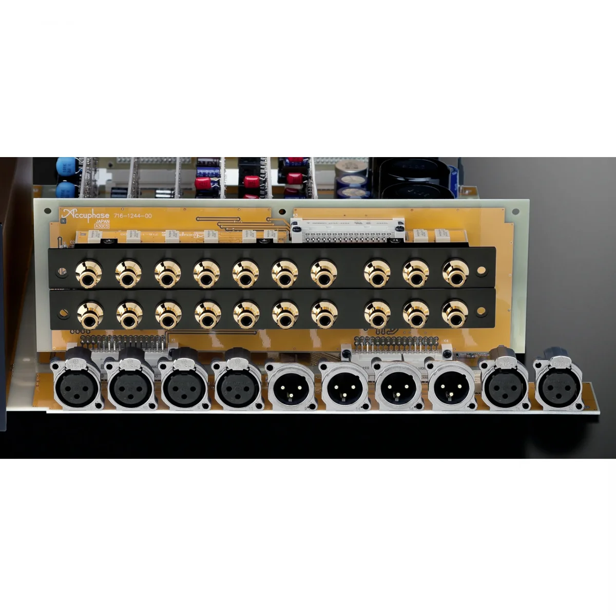 Предусилитель Accuphase C-2900