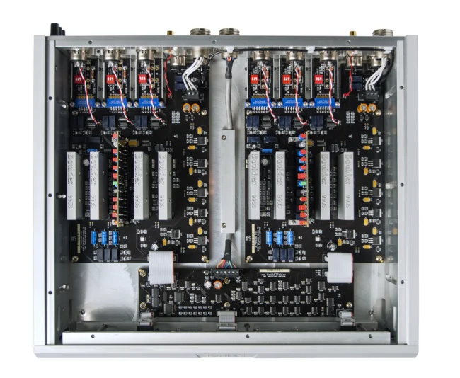 Фонокорректор Boulder 2108 Phono Preamplifier