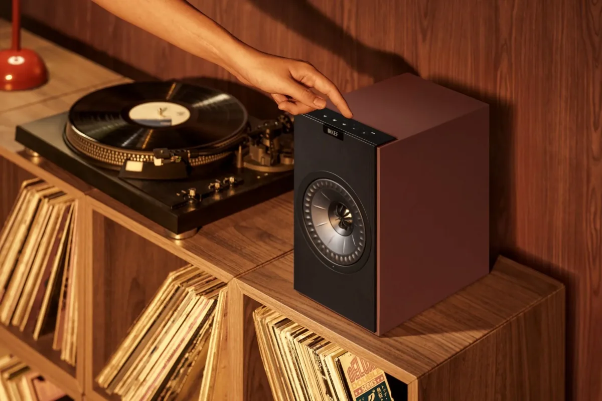 Активная HI-Fi акустика KEF Coda W Vintage Burgundy