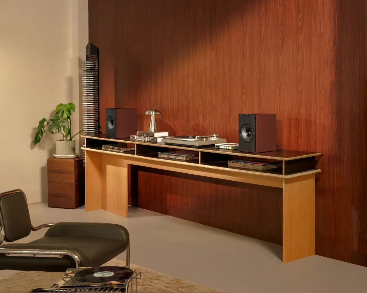 Активная HI-Fi акустика KEF Coda W Vintage Burgundy
