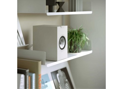 Полочная акустика KEF Q1 Meta Satin Black