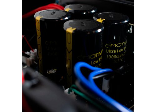 Усилитель мощности Emotiva A3+