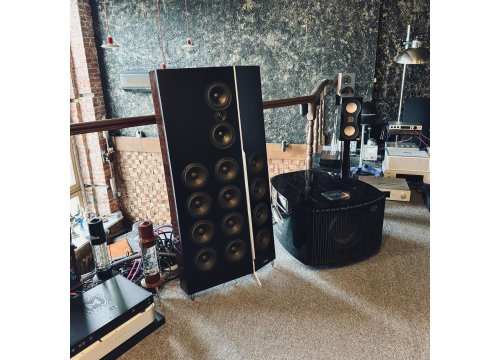 Напольная акустика Thorens Soundwall HP 600 Black